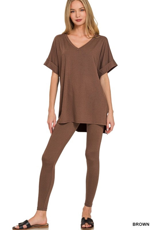 V Neck Travel Set
